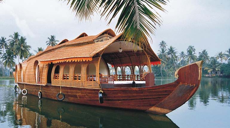 Kerala houseboat tours